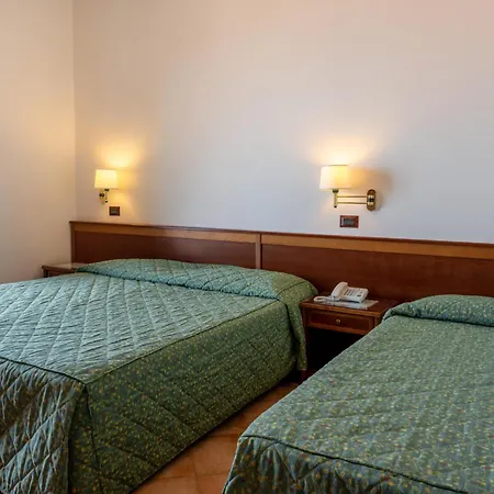 Hotell Montana 4*
